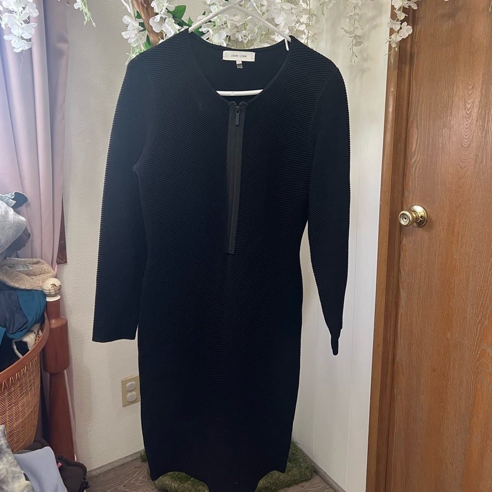 John + Jenn Elegant Black Dress